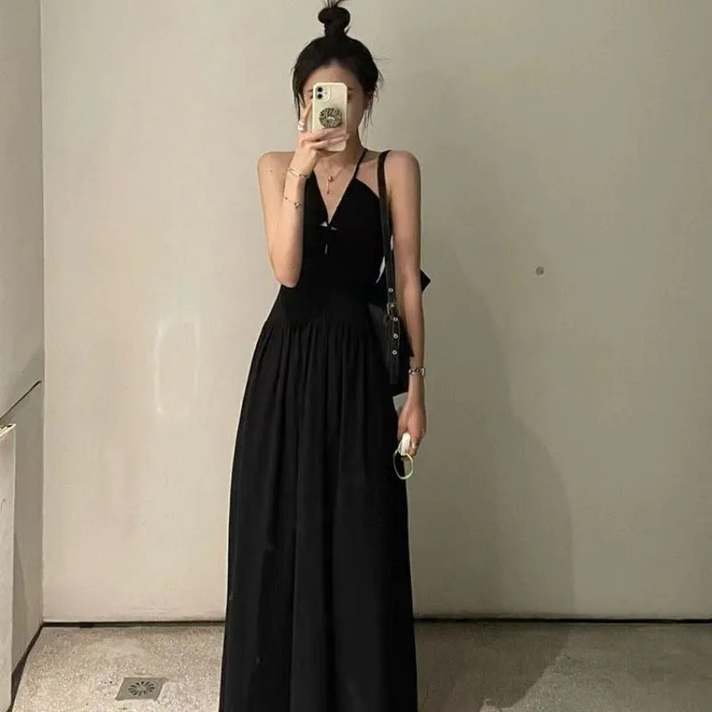 DUNNMALL  Backless Dress French Color New Summer Fake Style Chic Single Skirt Style Sweet and Spicy Style  Factory Independent Station