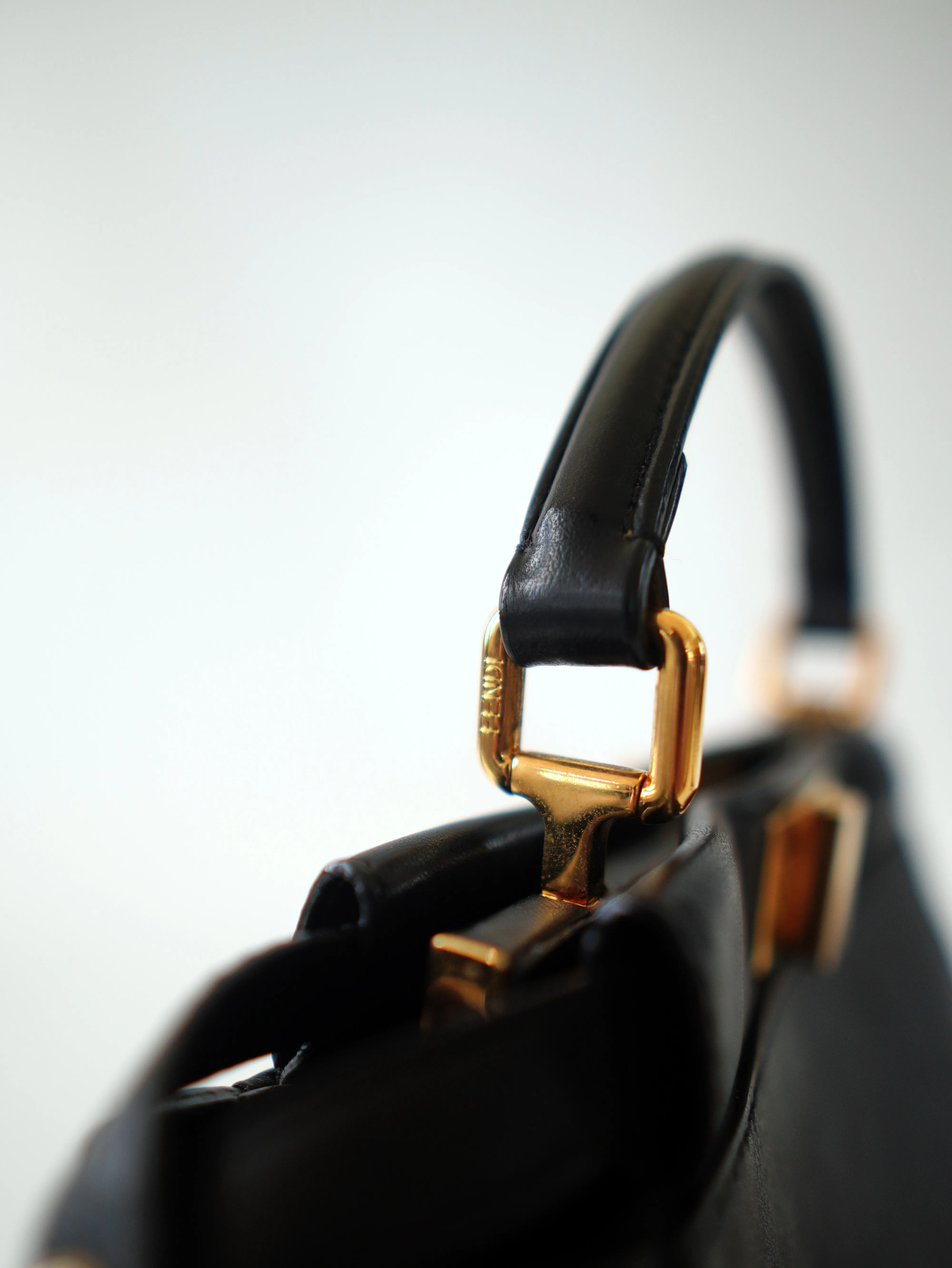 <b>FENDI</b> <br>Iconic Mini Peekaboo